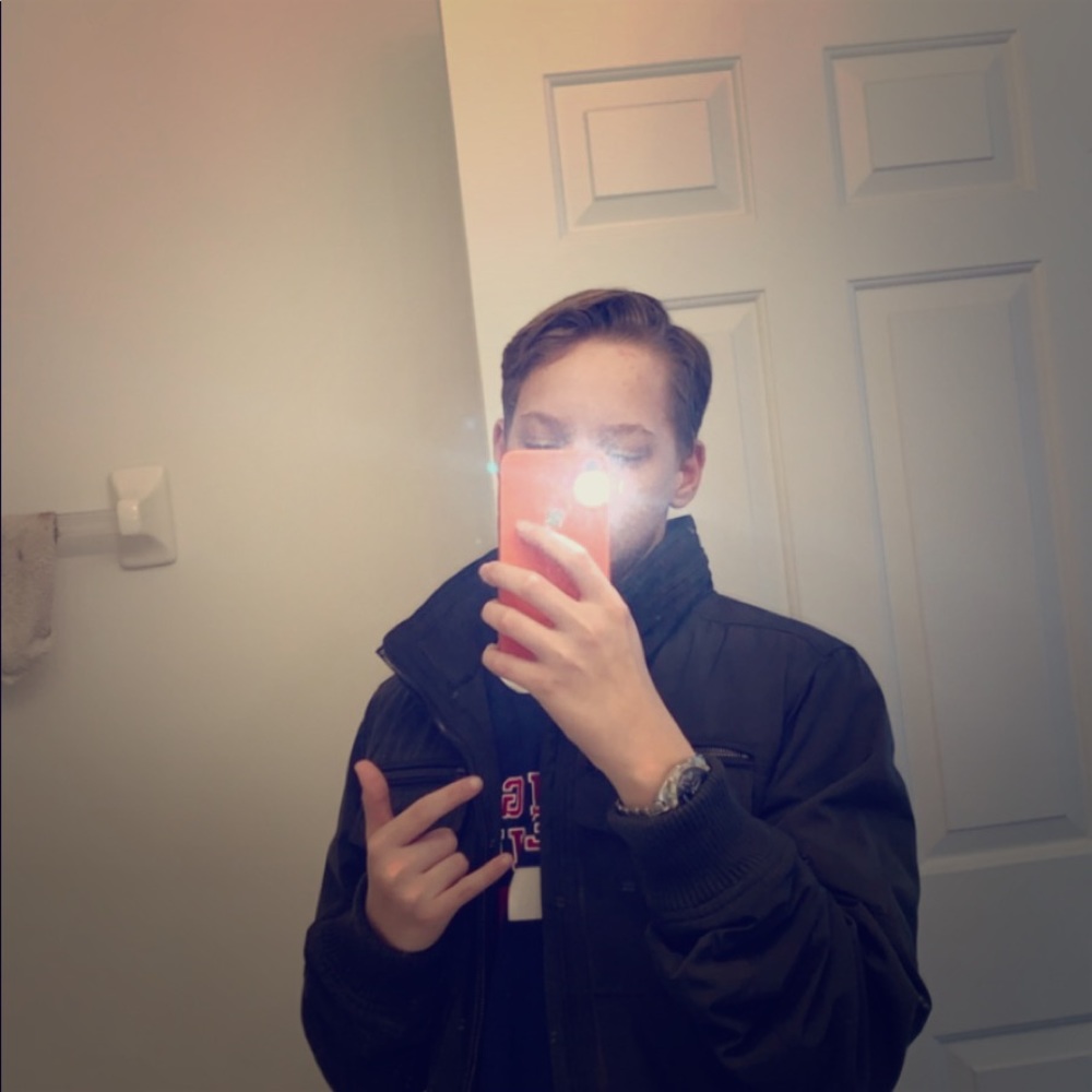 Meet your Posher, Gabe